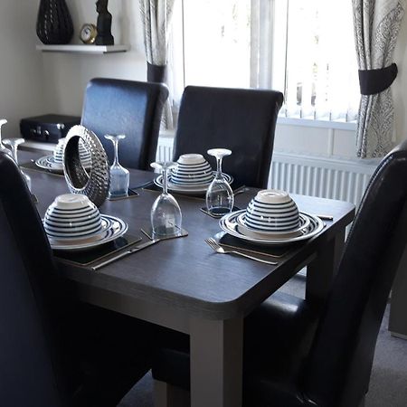 Luxury 6 Berth Lodge At Quince 10 Ferndown Exteriör bild