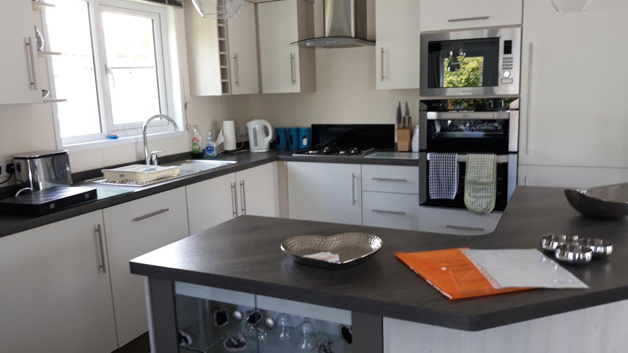 Luxury 6 Berth Lodge At Quince 10 Ferndown Exteriör bild